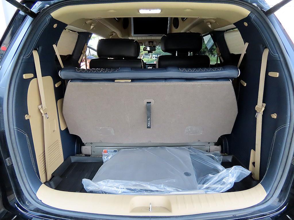 Kia Carnival — photo 16