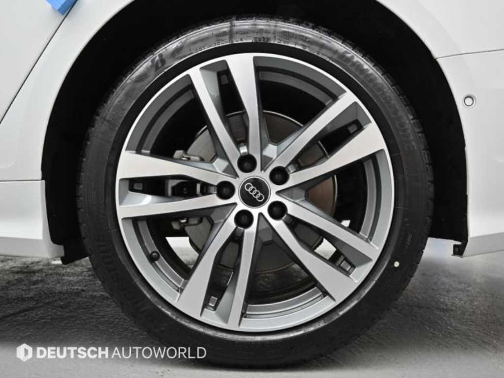 Audi A6 — photo 06