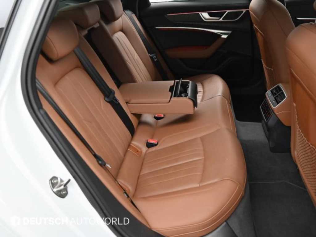 Audi A6 — photo 13