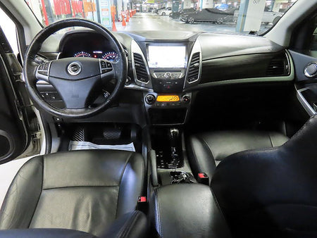 KGM KORANDO — photo 10