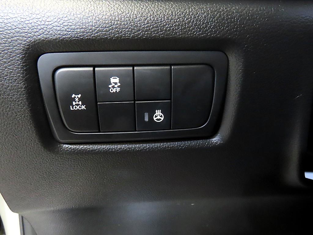 KGM KORANDO — photo 13