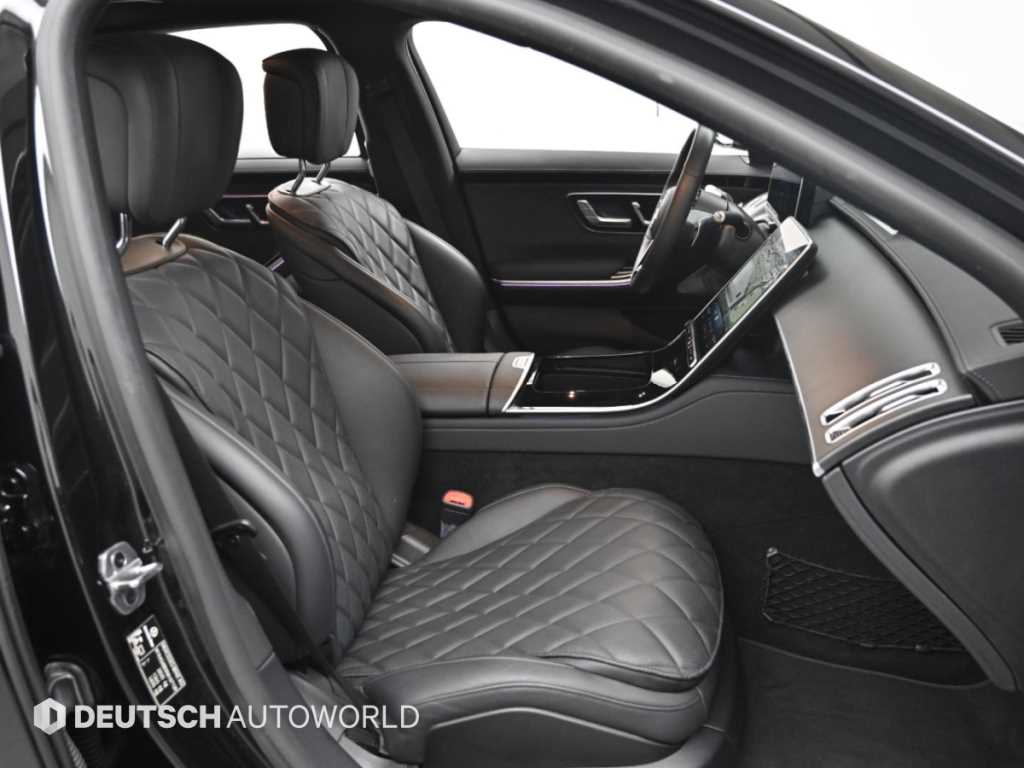 Mercedes-Benz S-Class — photo 10