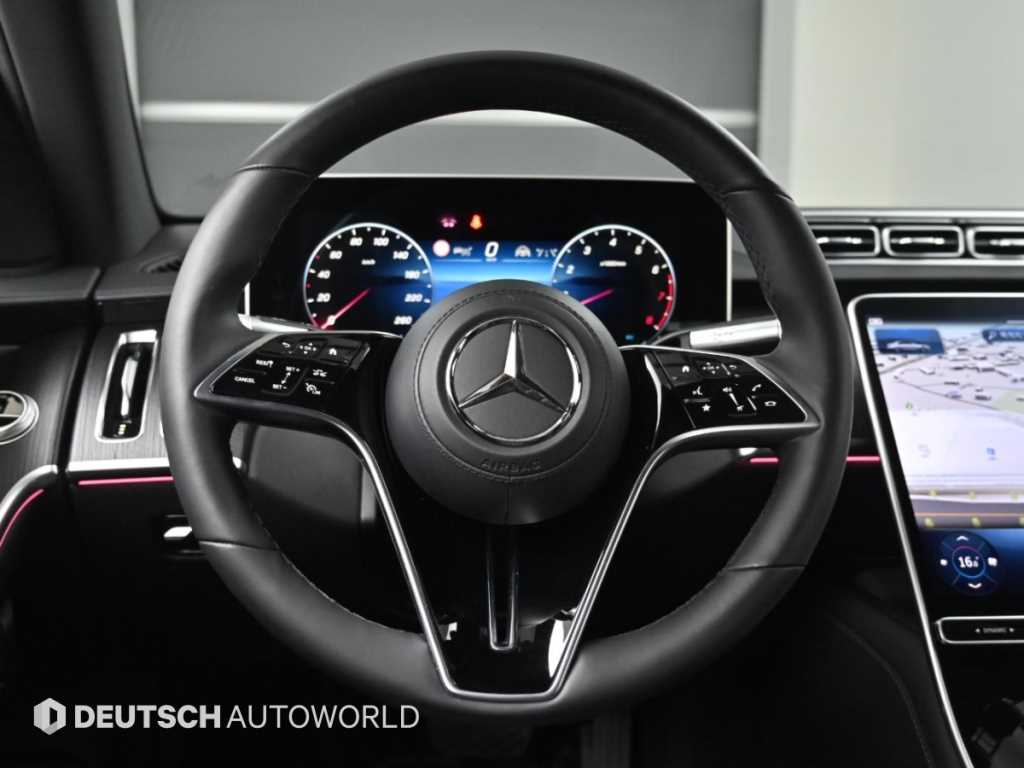 Mercedes-Benz S-Class — photo 13