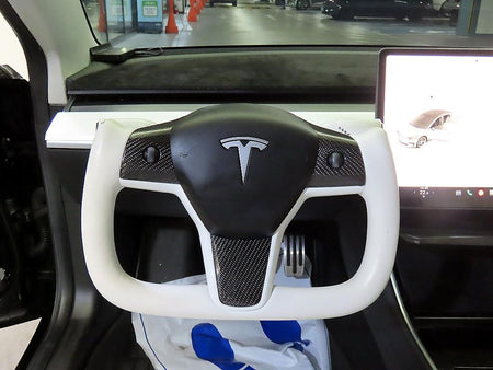 Tesla Model 3 — photo 08