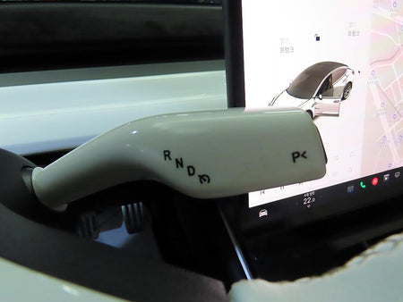 Tesla Model 3 — photo 12