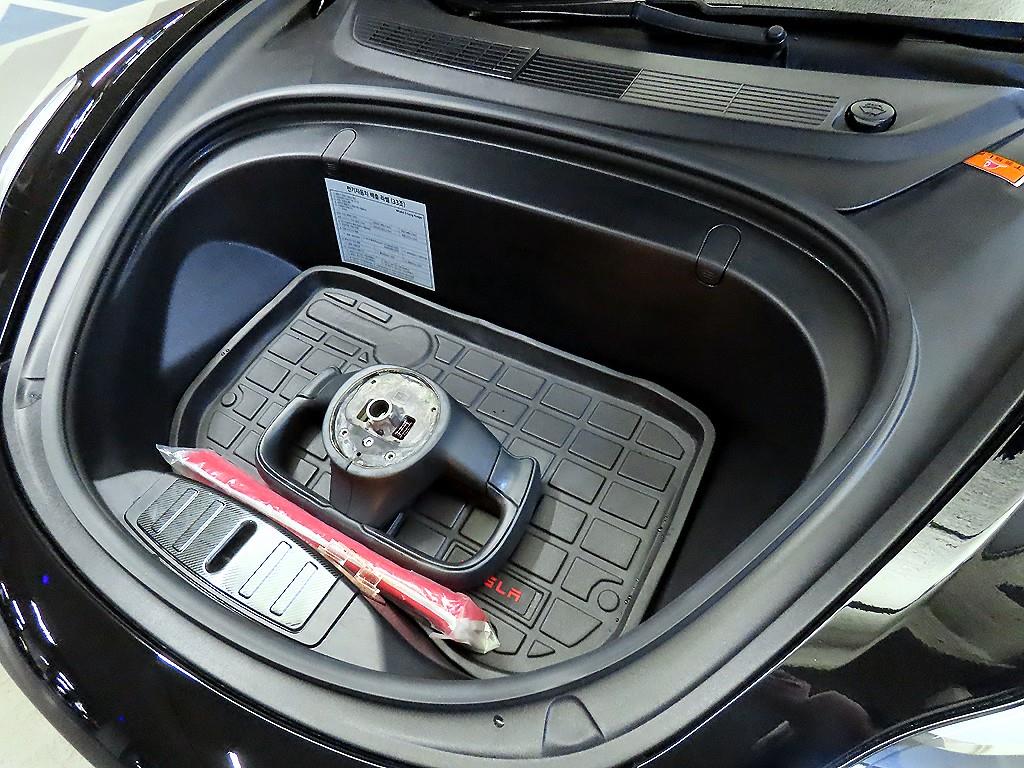 Tesla Model 3 — photo 19