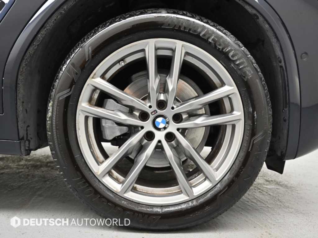 BMW X3 — photo 05