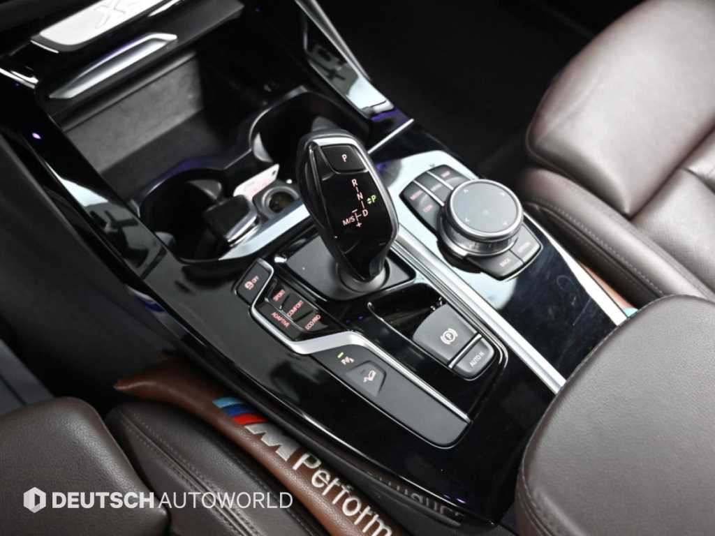 BMW X3 — photo 09