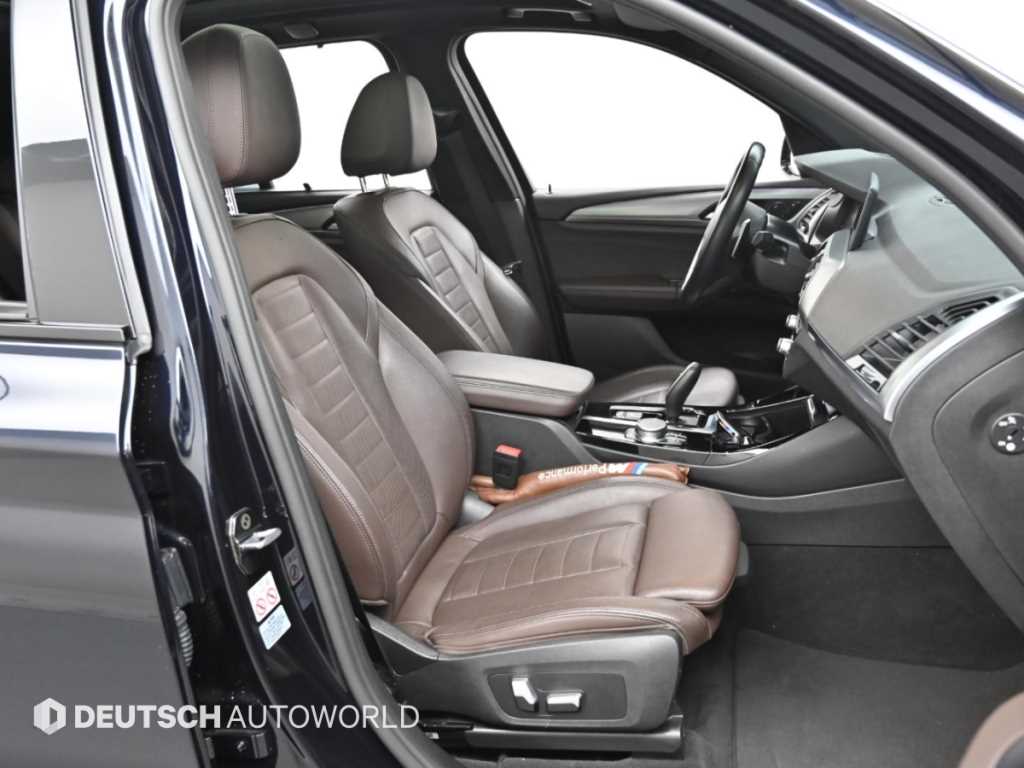 BMW X3 — photo 10