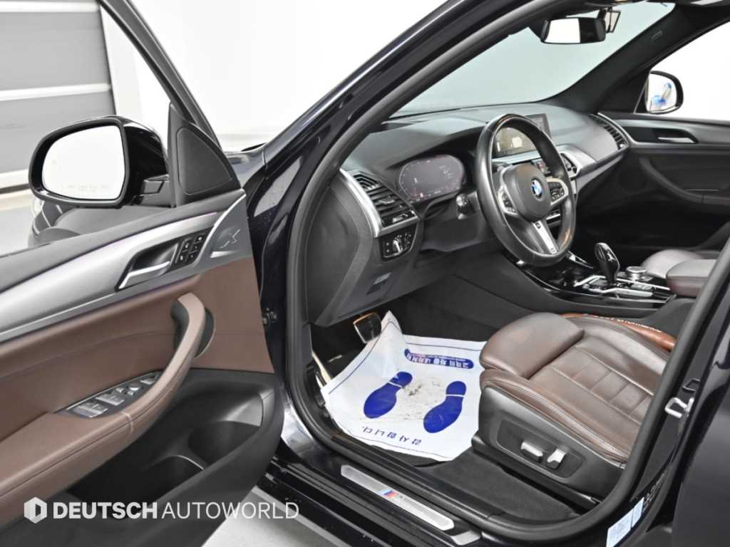 BMW X3 — photo 11