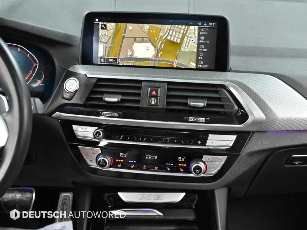 BMW X3 — photo 14