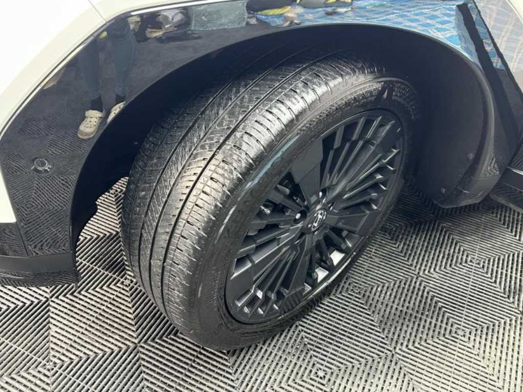 Hyundai Santafe — photo 20
