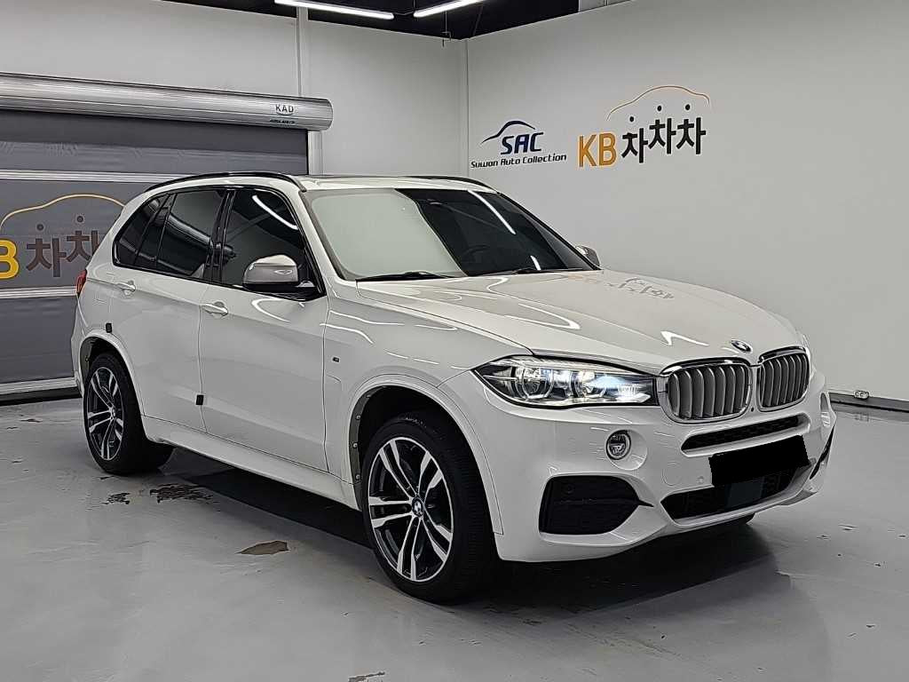BMW X5 — photo 04