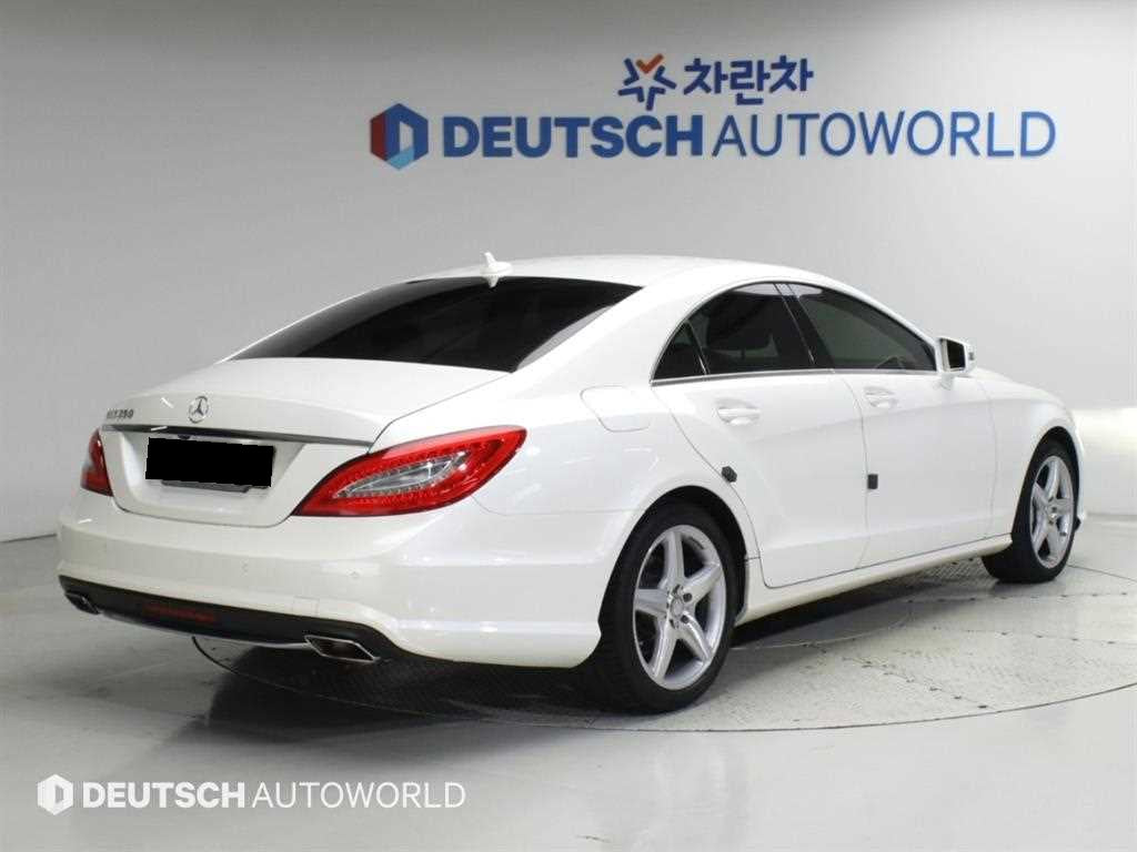 Mercedes-Benz CLS-Class — photo 02
