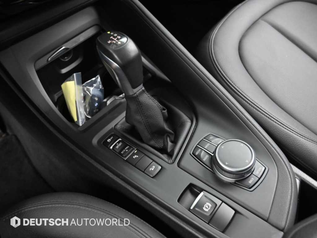 BMW X1 — photo 09