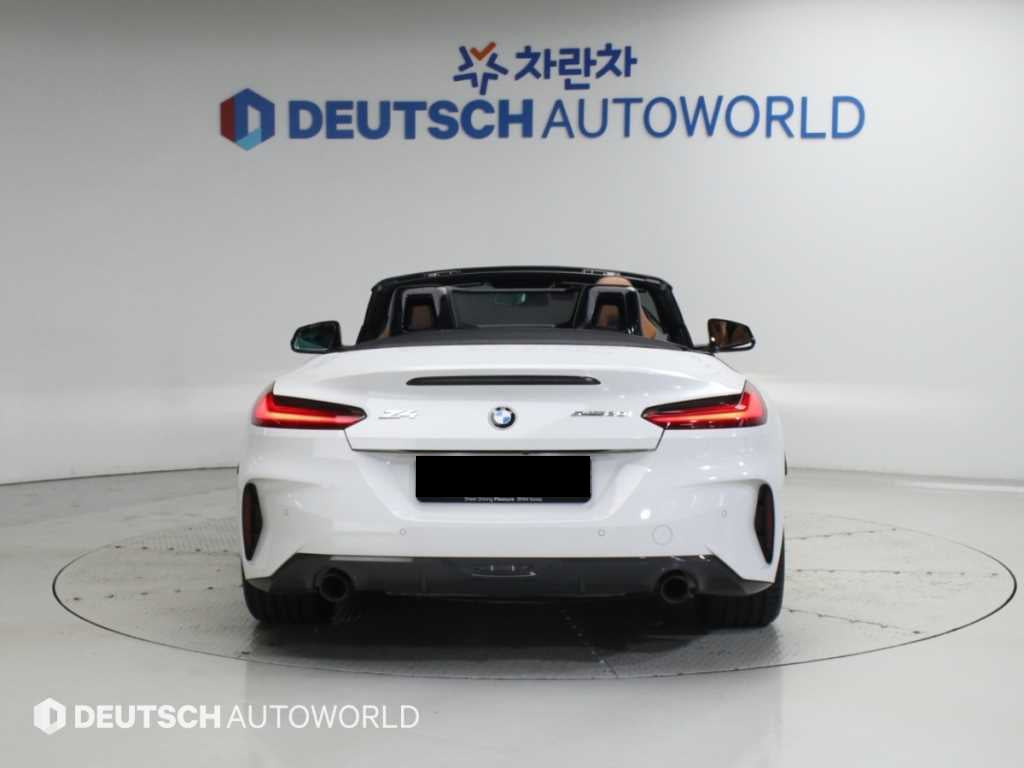 BMW Z4 — photo 04