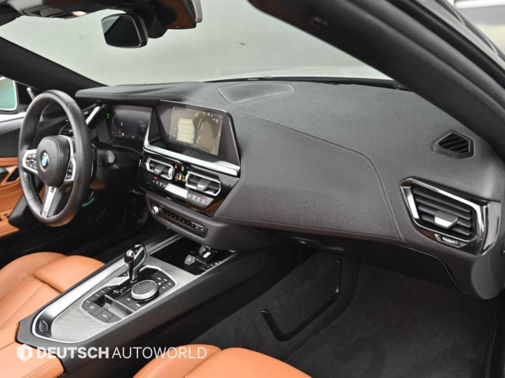 BMW Z4 — photo 07