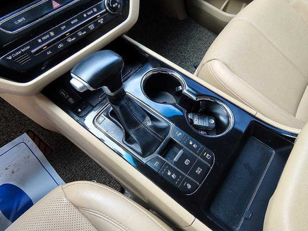 Kia Carnival — photo 11