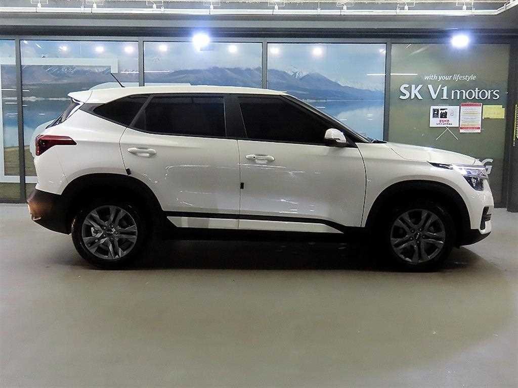 Kia Seltos — photo 03