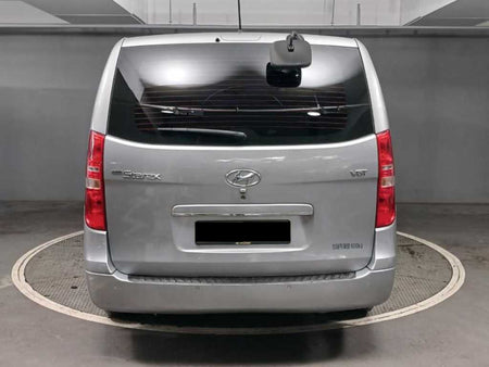 Hyundai Starex — photo 02