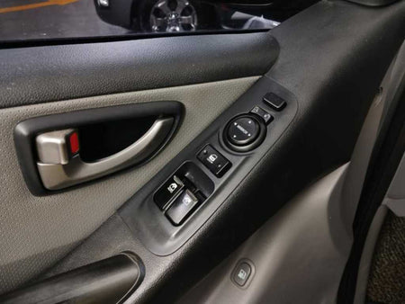 Hyundai Starex — photo 09