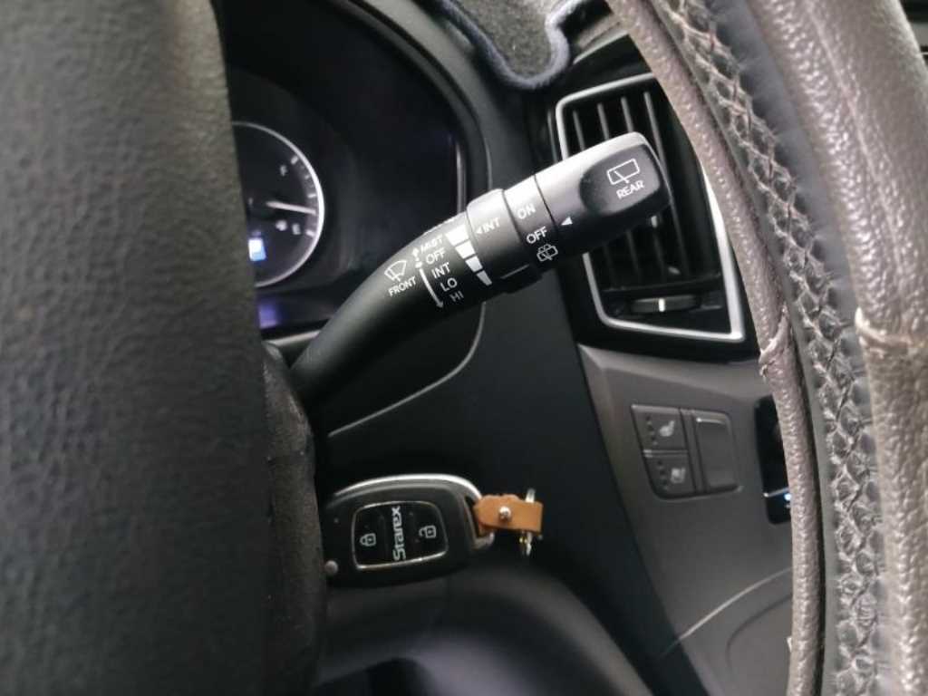 Hyundai Starex — photo 17