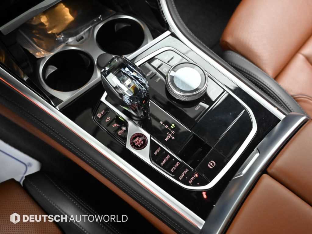 BMW 8-Series — photo 09