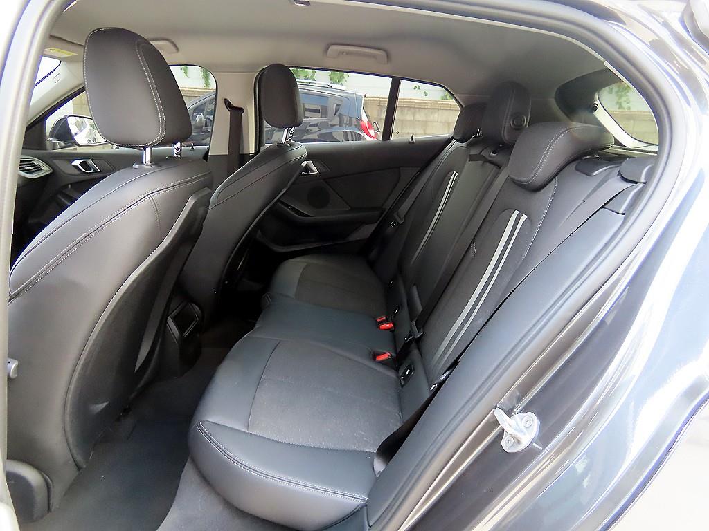 BMW 1-Series — photo 06