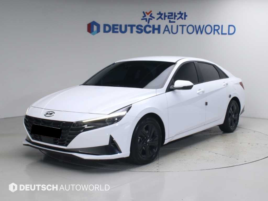 Hyundai Avante — photo 03