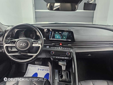 Hyundai Avante — photo 09