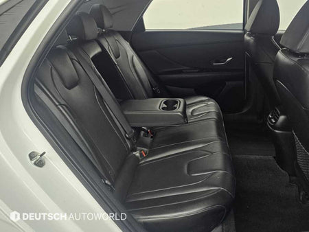 Hyundai Avante — photo 18
