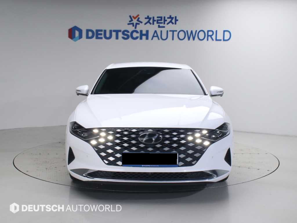 Hyundai Grandeur — photo 02