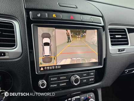 Volkswagen Touareg — photo 15