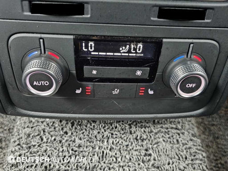 Volkswagen Touareg — photo 16