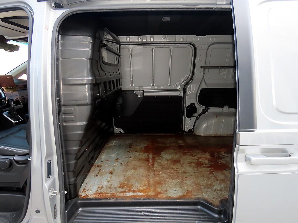 Hyundai Staria — photo 06