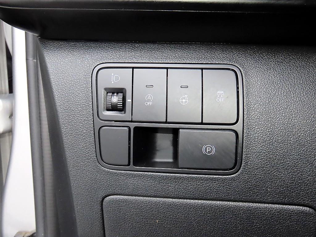 Hyundai Staria — photo 12