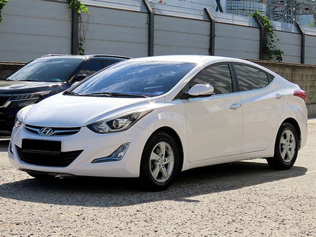 Hyundai Avante — photo 02