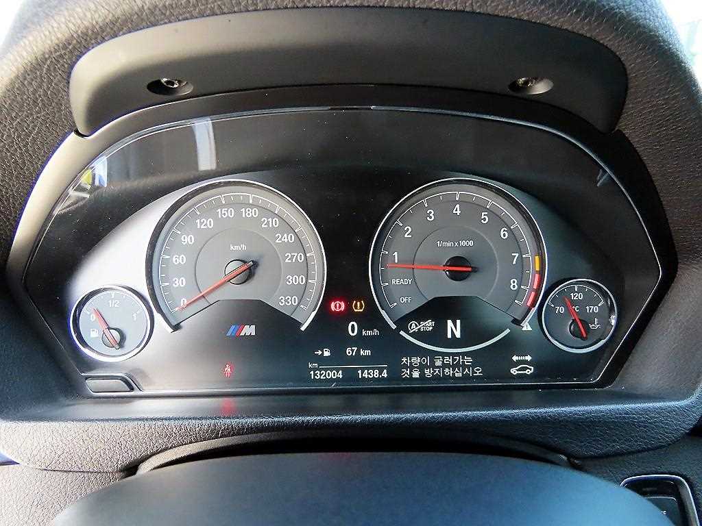 BMW M3 — photo 09