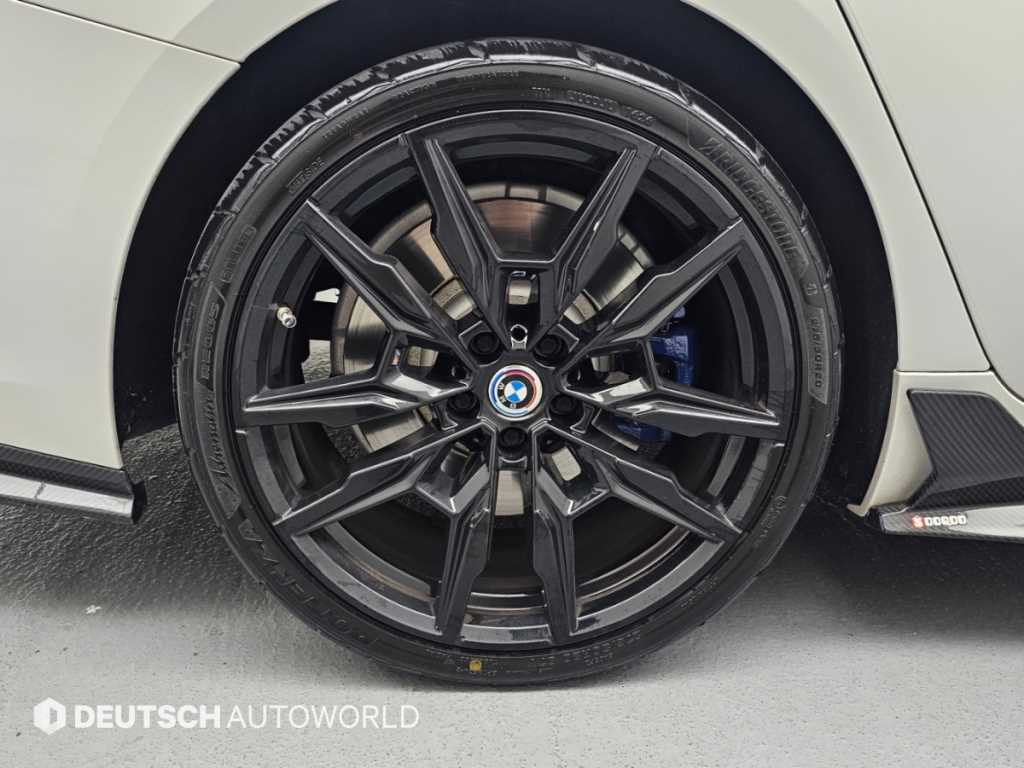 BMW 8-Series — photo 05