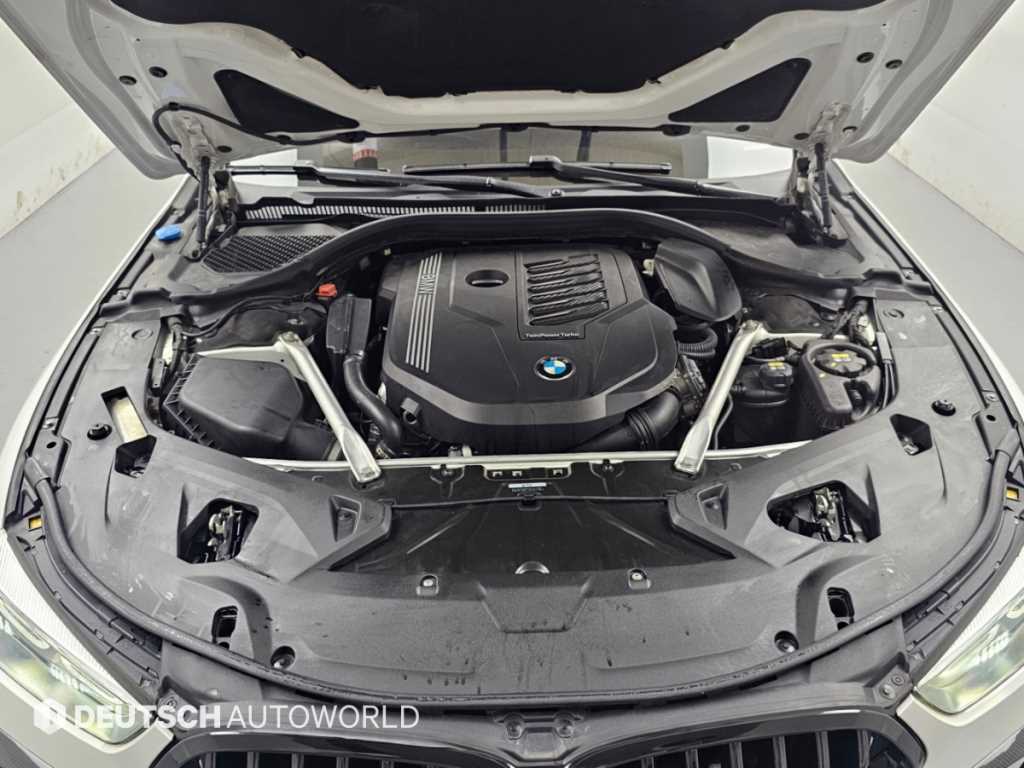 BMW 8-Series — photo 06