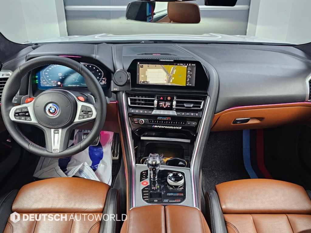 BMW 8-Series — photo 07
