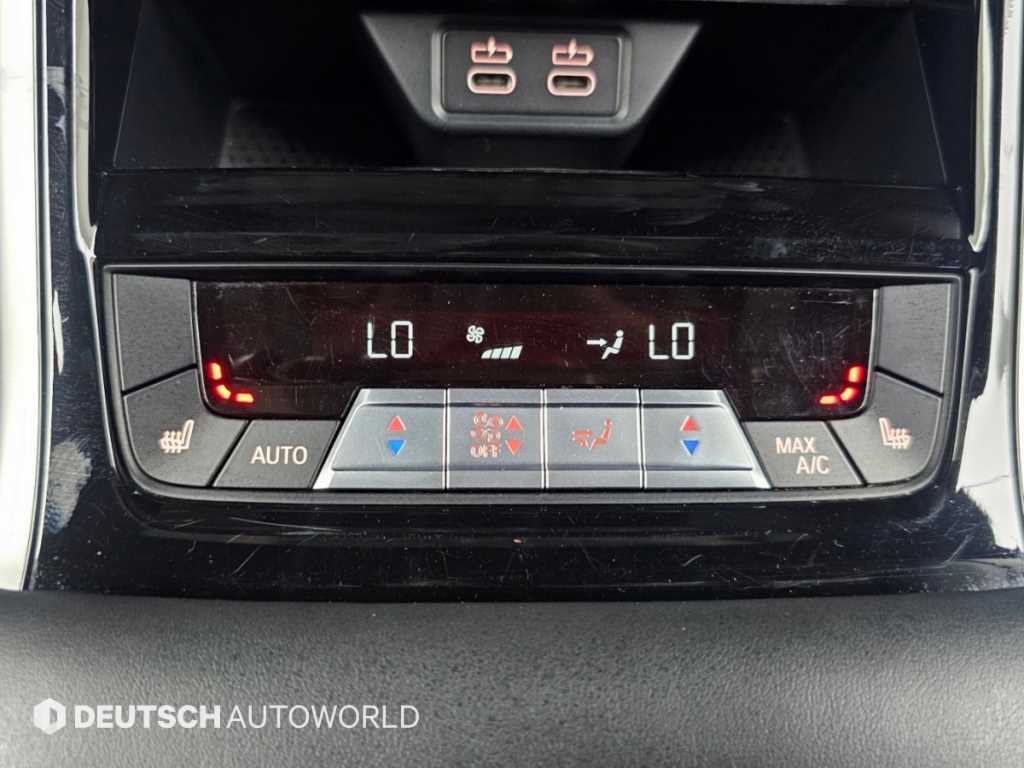 BMW 8-Series — photo 16