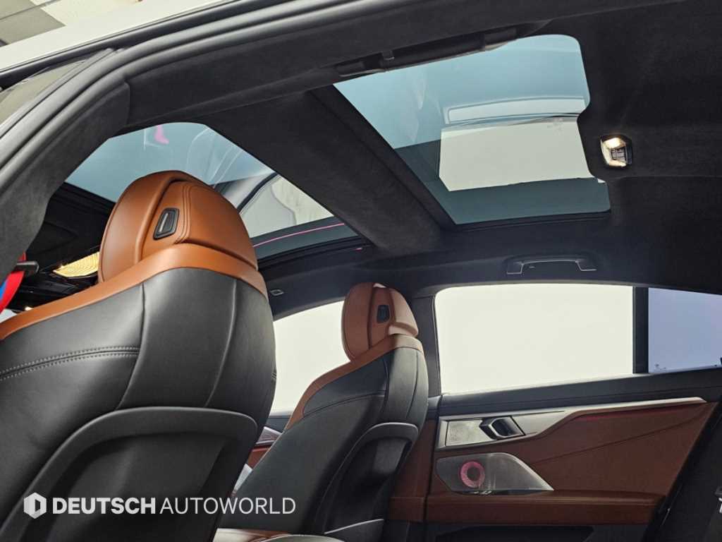BMW 8-Series — photo 18