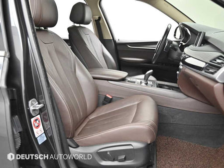 BMW X5 — photo 10