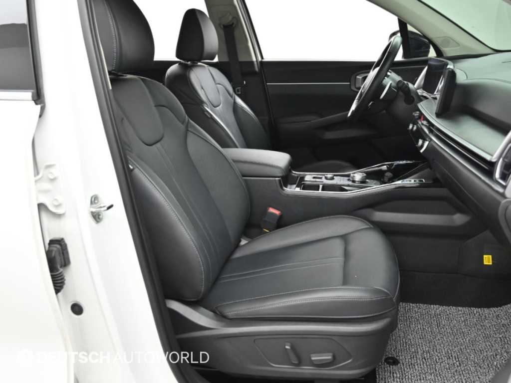 Kia Sorento — photo 10