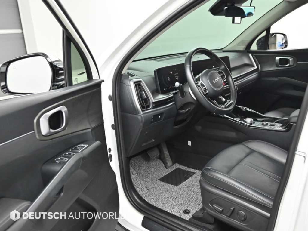 Kia Sorento — photo 11