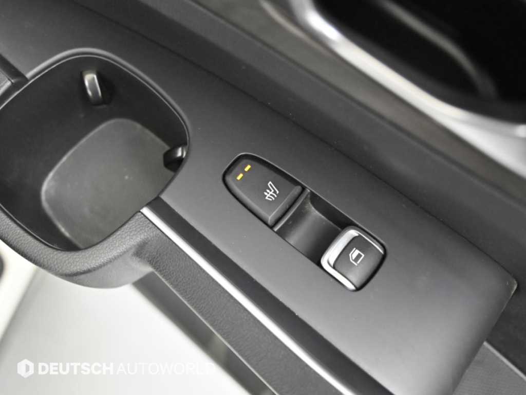 Kia Sorento — photo 16