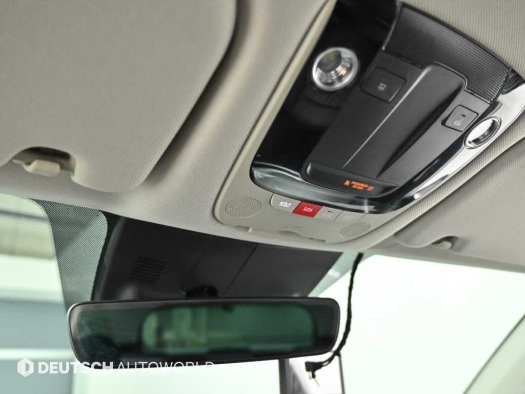 Kia Sorento — photo 18