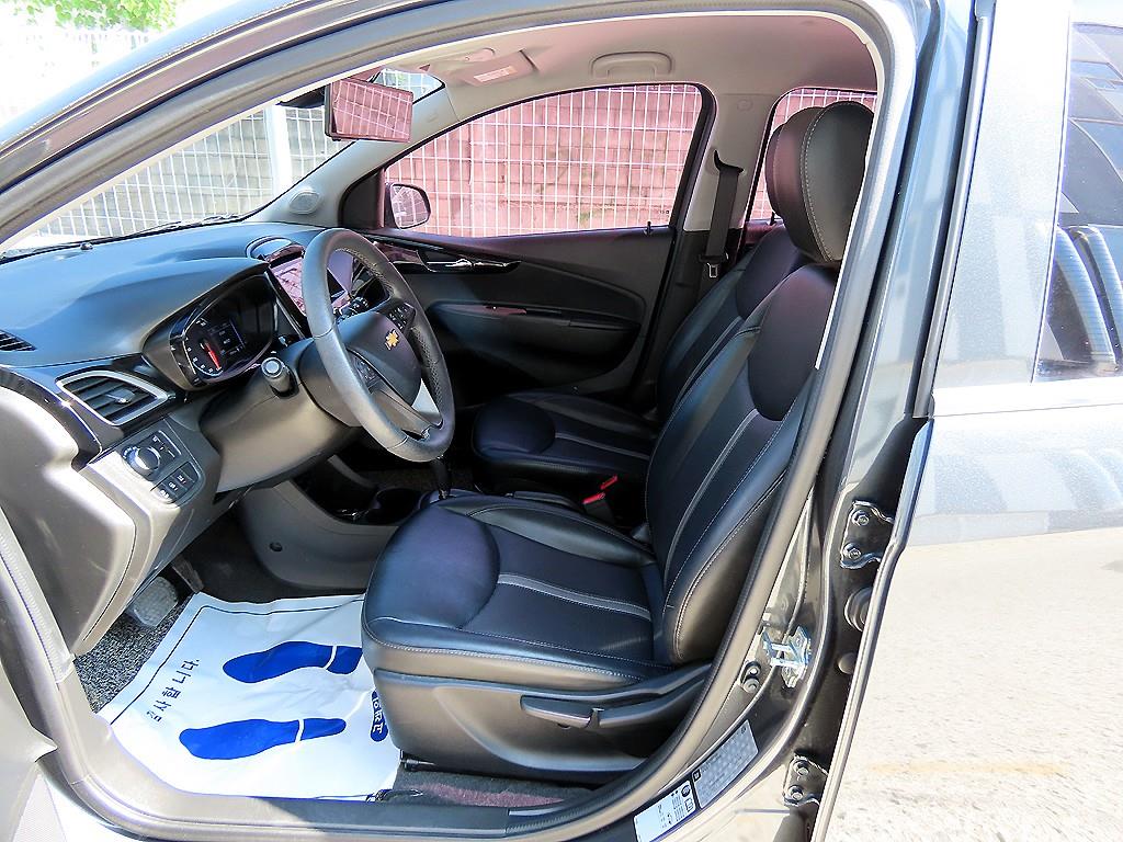 CHEVROLET Spark — photo 05