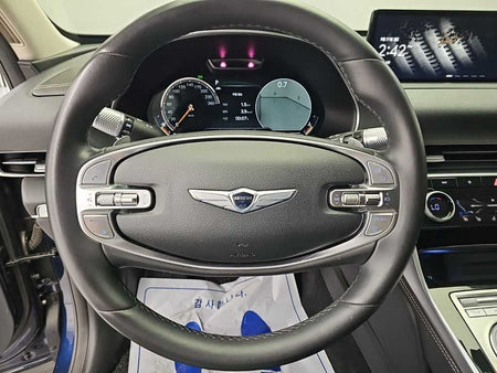 Genesis GV80 — photo 09
